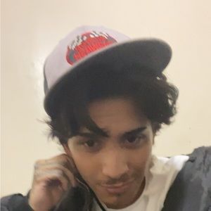 Meet your Posher, Leonardo